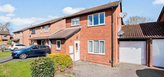 3 bedroom detached house