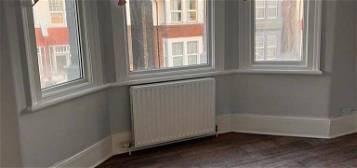Room to rent in London Road, Wembley HA9