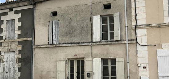 Maison  à vendre, 4 pièces, 2 chambres, 77 m²