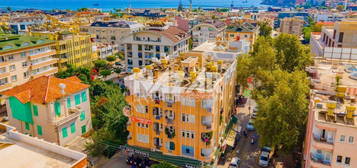 Alanya Merkez Cuma Pazar ekerhane'de Satlk 2+1 Daire