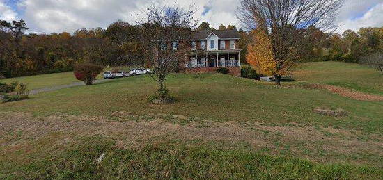 164 Double Springs Rd, Fall Branch, TN 37656