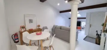 Apartamento en calle de Covadonga, 4