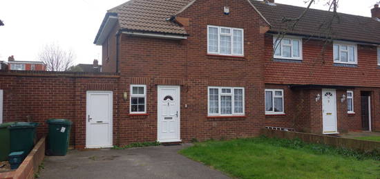 2 bed semi-detached house to rent