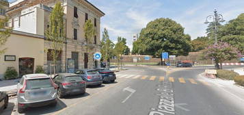 Monolocale zona stazione con posto auto riservato