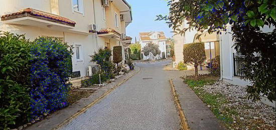 Fethiye'de Lks Havuzlu Sitede 4+1 Villa