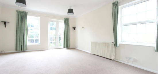 Property to rent in Wellington Road, Enfield EN1