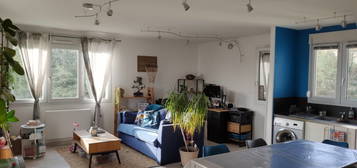 Appartement  à vendre, 3 pièces, 2 chambres, 82 m²