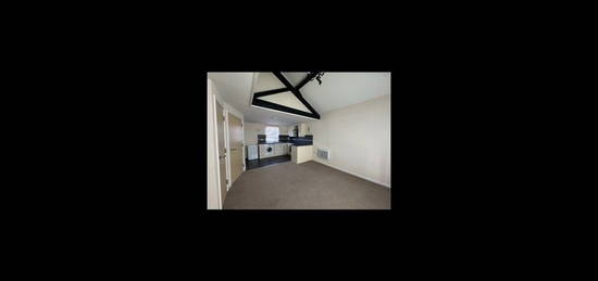 Flat to rent in Caroline Court, Burton-On-Trent DE14