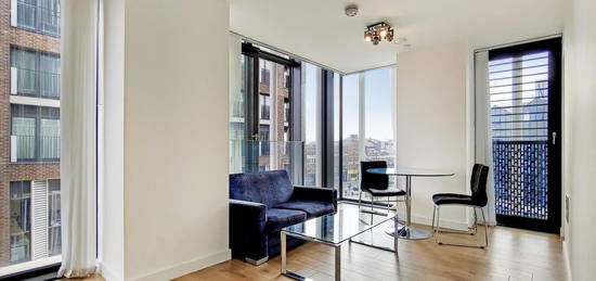 Flat to rent in Stratosphere Tower, 55 Great Eastern Road, Stratford E15