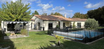 Villa 6 pièces 254 m²