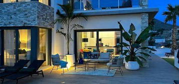 Chalet en avenida Barcelona en Cala de Finestrat, Finestrat