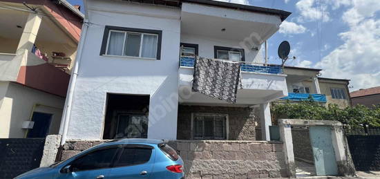 ARGINCIK KAYA BAŞI MAHALLESİ 244m² ARSA 2 KATLI TAŞ BİNA