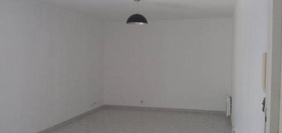 Location appartement 1 pièce 29 m²