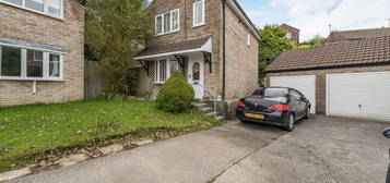 3 bed detached house for sale