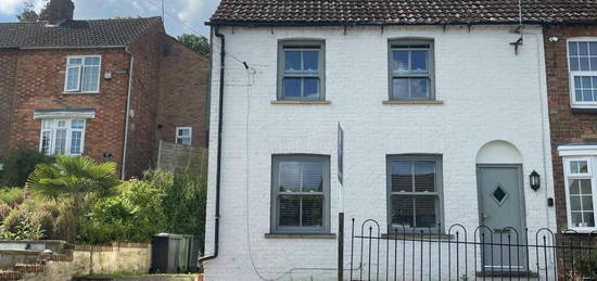 3 bedroom semi-detached house