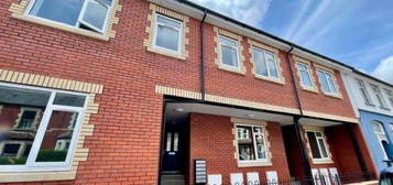 Flat to rent in Windway Road, Canton, Cardiff CF5