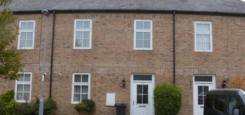 Town house to rent in Littlelands, Cottingley, Bingley BD16