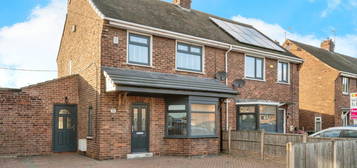 3 bed semi-detached house for sale