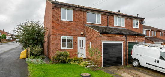 3 bedroom semi-detached house