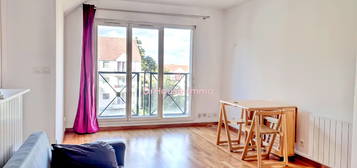 Appartement T2 44m² au dernier étage