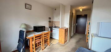 Studio  à vendre, 1 pièce, 18 m², Étage 1/3