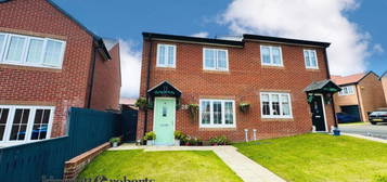 3 bedroom semi-detached house for sale