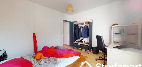 Studio meublé  à louer, 1 pièce, 12 m², Étage 0/3