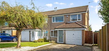 3 bed semi-detached house for sale