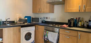 2 bedroom ground floor flat