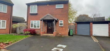 3 bedroom detached house to rent