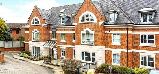 Flat for sale in Farnham Cloisters, 41, Shortheath Road, Farnham GU9