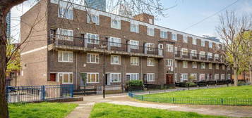 Maisonette to rent in Landon Walk, Poplar, London E14