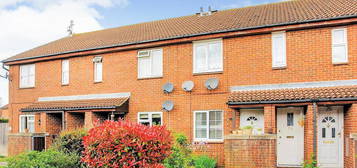 Maisonette to rent in Coppice Way, Aylesbury HP20