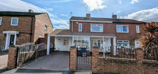 2 bedroom semi-detached house for sale