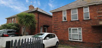 3 bedroom semi-detached house