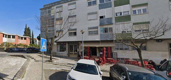 Apartamento T3 em Odivelas de 73,00 m2