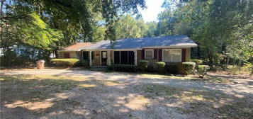 317 Bomar Pl, Mobile, AL 36609