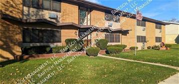 4641 S Howell Ave #11, Milwaukee, WI 53207