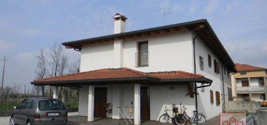 Casa o villa in vendita a Spilimbergo