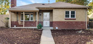 3241 Niagara Street, Denver, CO 80207