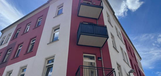 Bezugsfreie 2-Zimmer-Wohnung mit Balkon in der Meusdorfer Straße 40