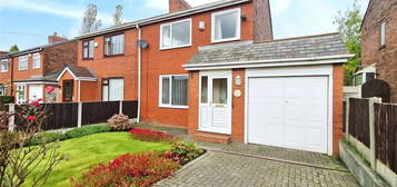 3 bed semi-detached house for sale