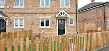 3 bedroom semi-detached house