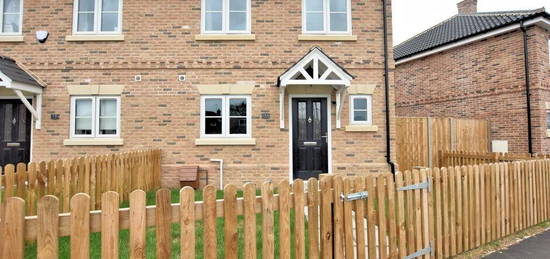 3 bedroom semi-detached house