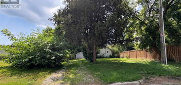 8 Siskind COURT, Chatham, Ontario