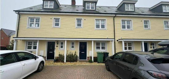 4 bedroom terraced house for sale