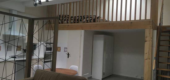 Location studio 36 m²