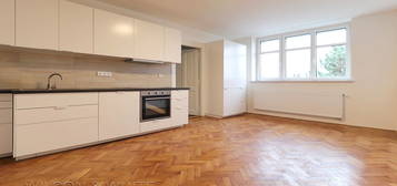 Pronájem bytu 3+1 84 m²