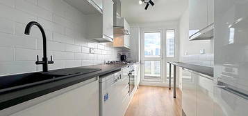 Duplex to rent in Gayton House, Chiltern Road, London E3