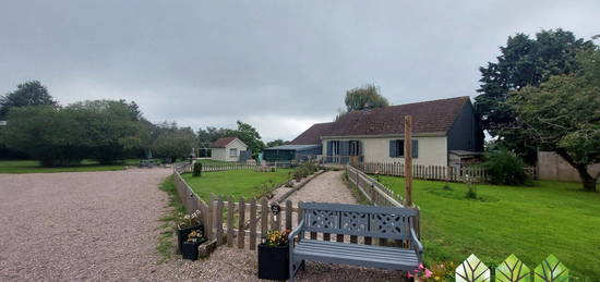 Propriété de charme avec piscine et aire de camping